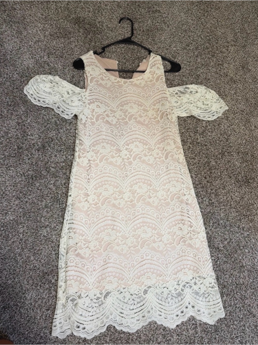 Francesca's Collections White Lace Cold-Shoulder Midi Dress
